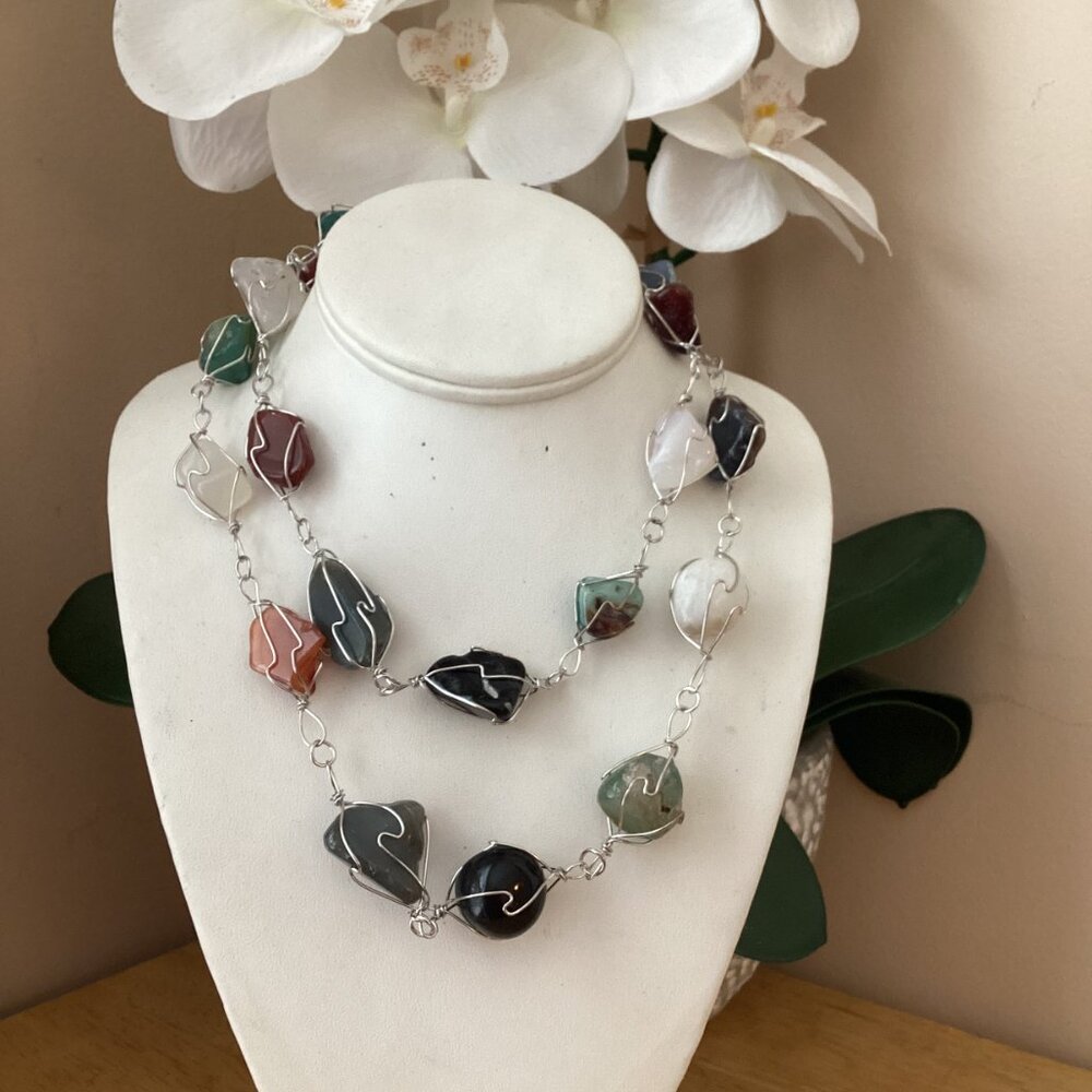 Luxury-Style Elegant Necklace – Perfect for Any Occasion - Picture 4 of 4